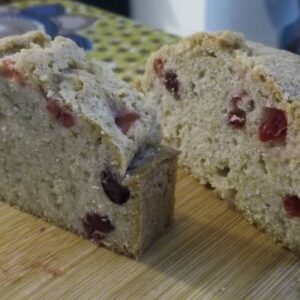 Cake chocolat blanc – cranberry ou framboises (ou abricots secs)
